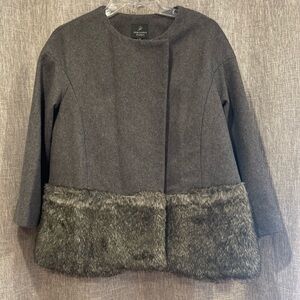 Women’s “Adrianna Papell” Grey Jacket Pre-owned (worn once) Like New - Size: M